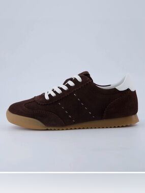 Cushionaire Tock Suede Sneakers
